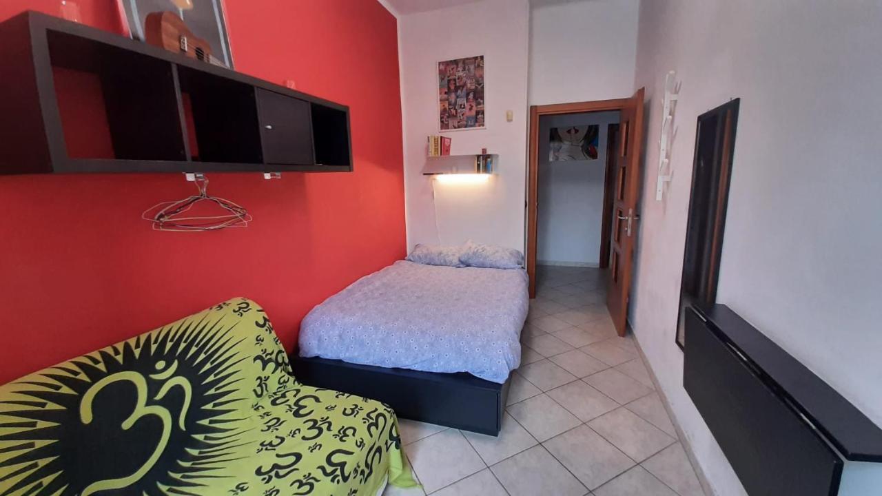 Cozy Room Stanza Close City Center In A Family House Stanza In Appartamento Condiviso Noi Viviamo In Casa Stanza In Affitto Torino Eksteriør billede