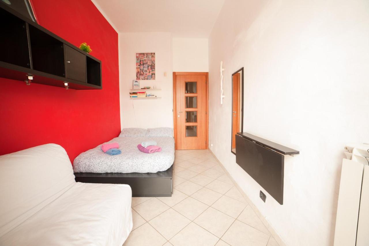 Cozy Room Stanza Close City Center In A Family House Stanza In Appartamento Condiviso Noi Viviamo In Casa Stanza In Affitto Torino Eksteriør billede