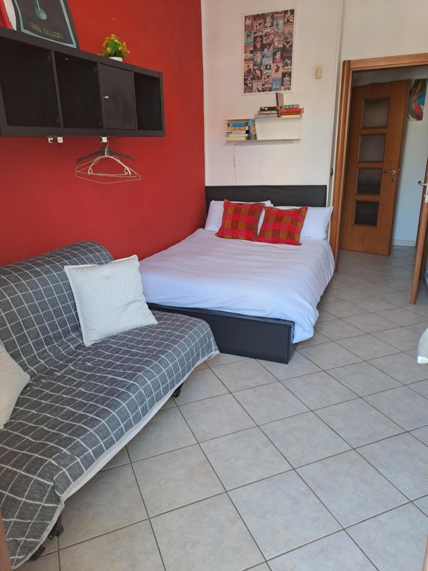 Cozy Room Stanza Close City Center In A Family House Stanza In Appartamento Condiviso Noi Viviamo In Casa Stanza In Affitto Torino Eksteriør billede